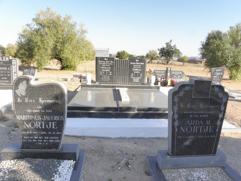 NORTJE Marthinus Jacobus 1919-1983 &amp; Alida M. 1928-1969
