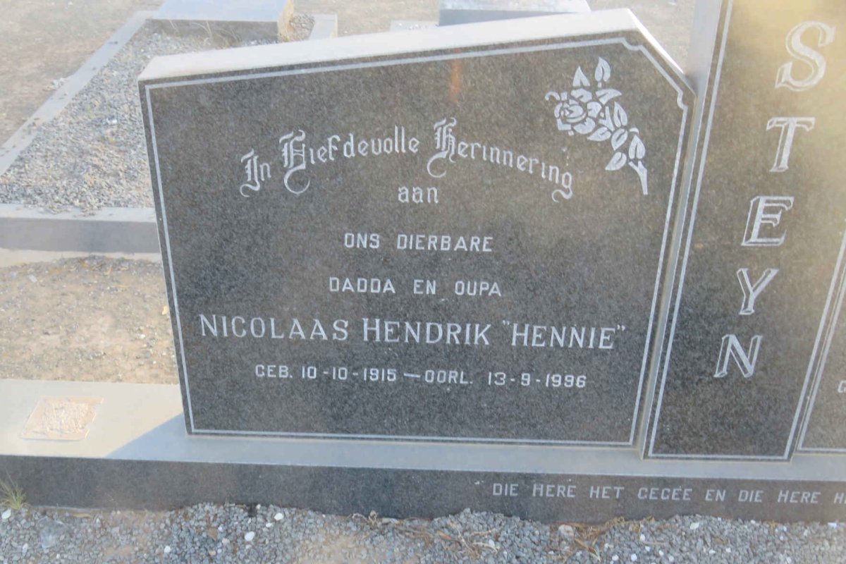 STEYN Nicolaas Hendrik 1915-1996 &amp; Anna Susanna M. VAN WYK 1914-1993