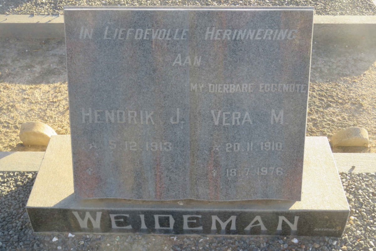 WEIDEMAN Hendrik J. 1913- &amp; Vera M. 1910-1976