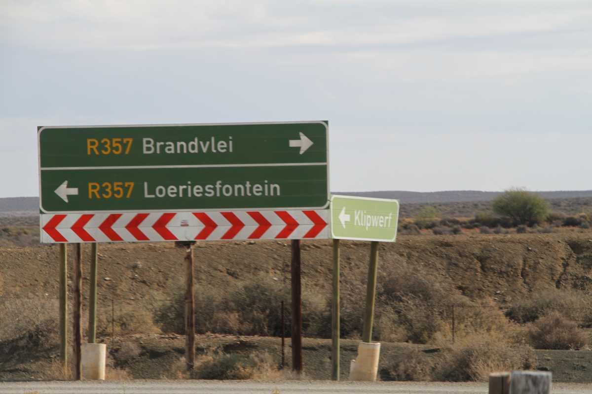 6. Roadsign