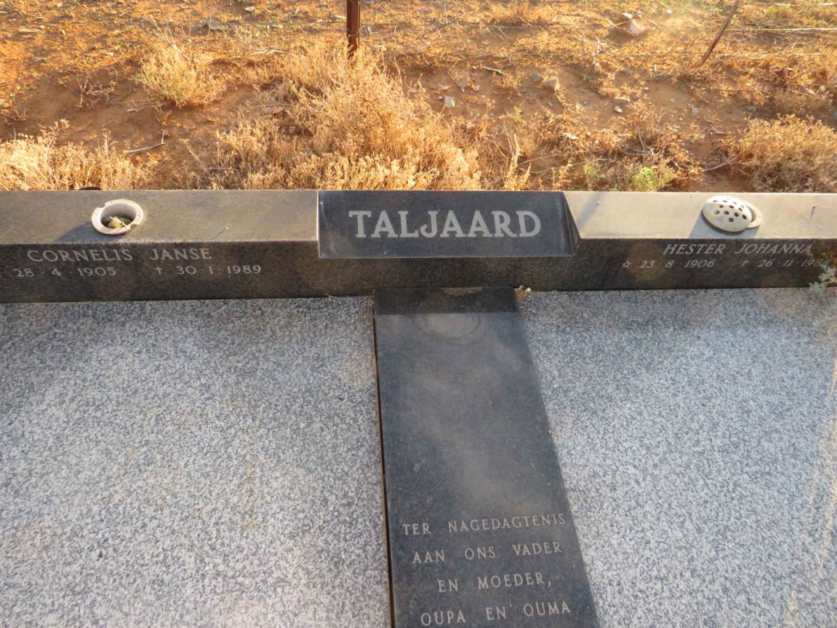 TALJAARD Cornelis Janse 1905-1989 & Hester Johanna 1906-1988