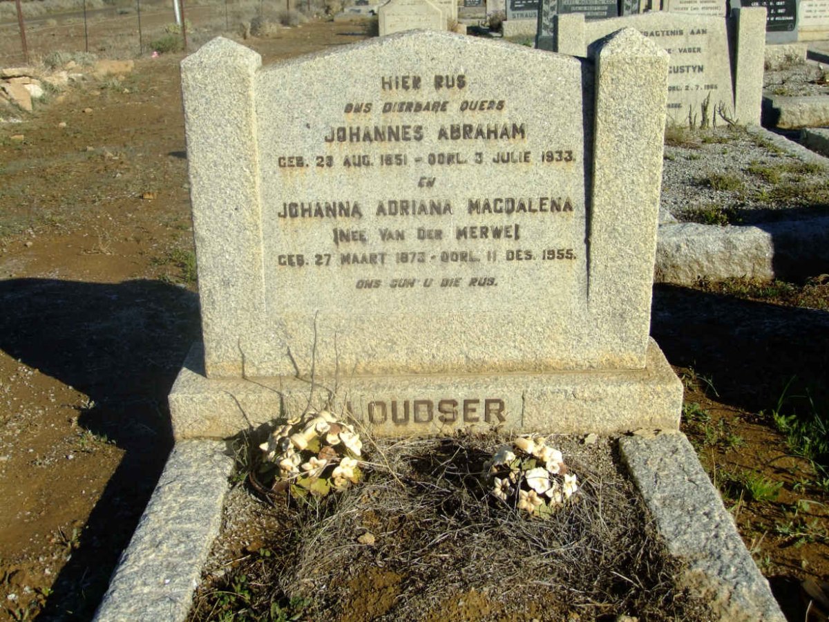 LOUBSER Johannes Abraham 1851-1933 &amp; Johanna Adriana Magdalena VAN DER MERWE 1872-1955
