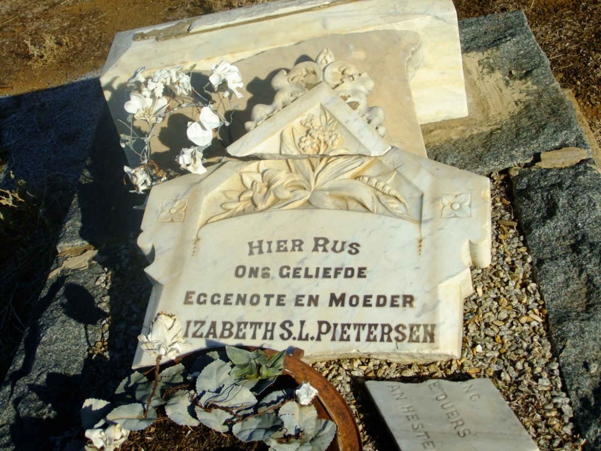 PIETERSEN Elizabeth S.L.