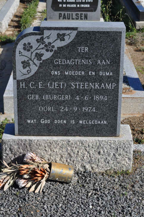 STEENKAMP H.C.E. nee BURGER 1894-1974
