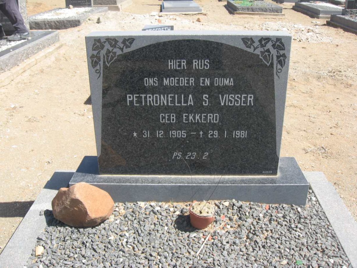 VISSER Petronella S. nee EKKERD 1905-1981