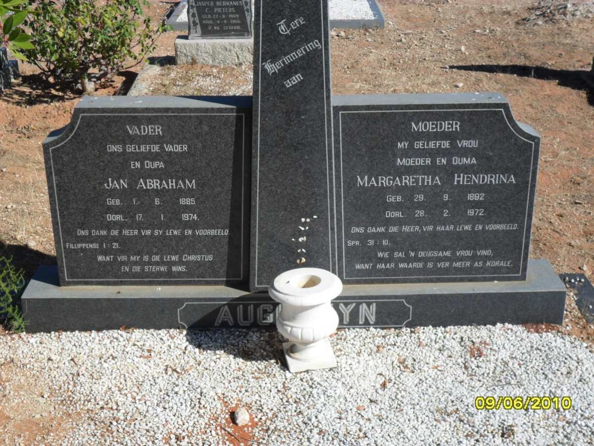 AUGUSTYN Jan Abraham 1885-1974 &amp; Margaretha Hendrina 1892-1972