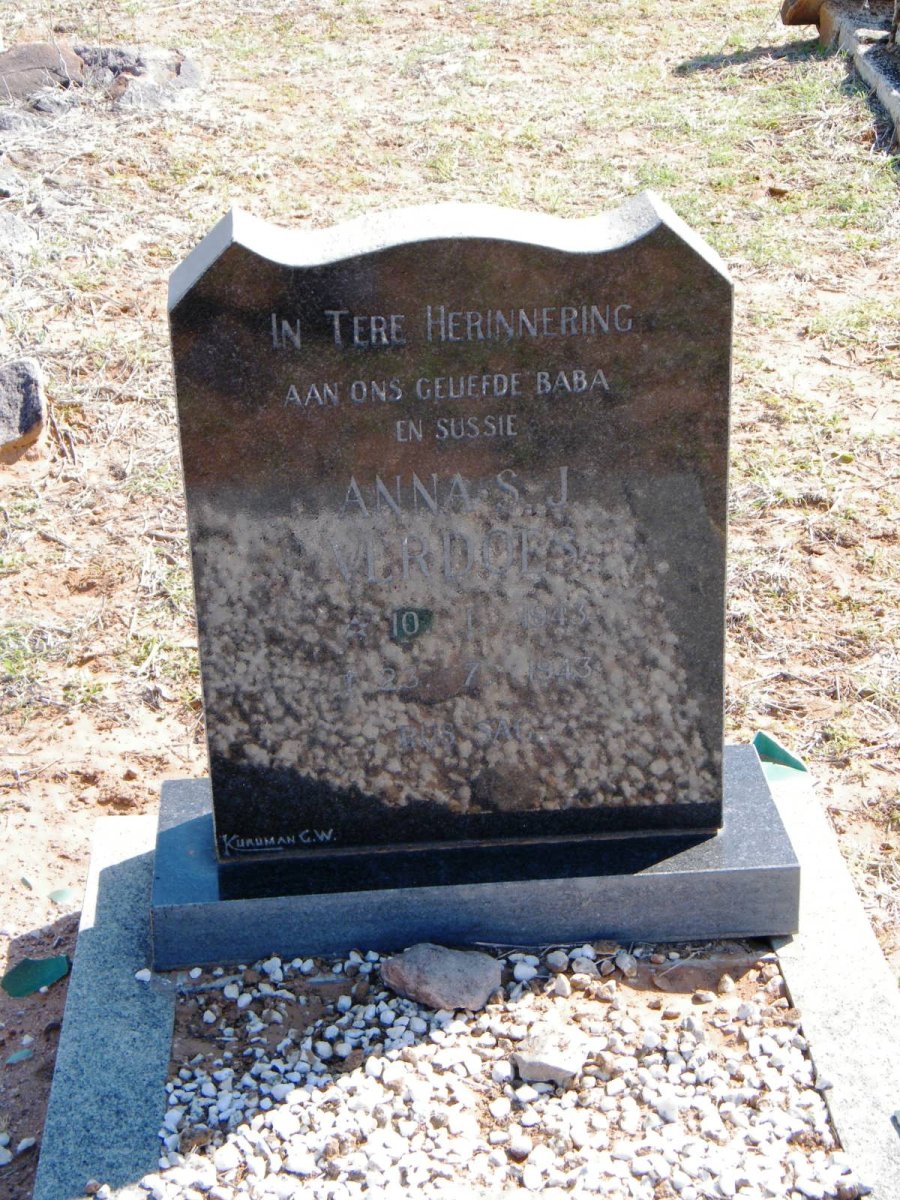 VERDOES Anna S.J. 1943-1943
