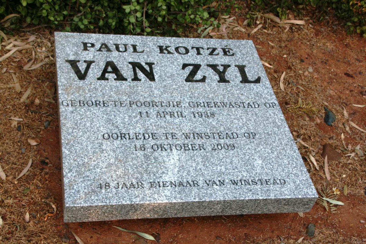 ZYL, van Paul Kotze 1938-2009