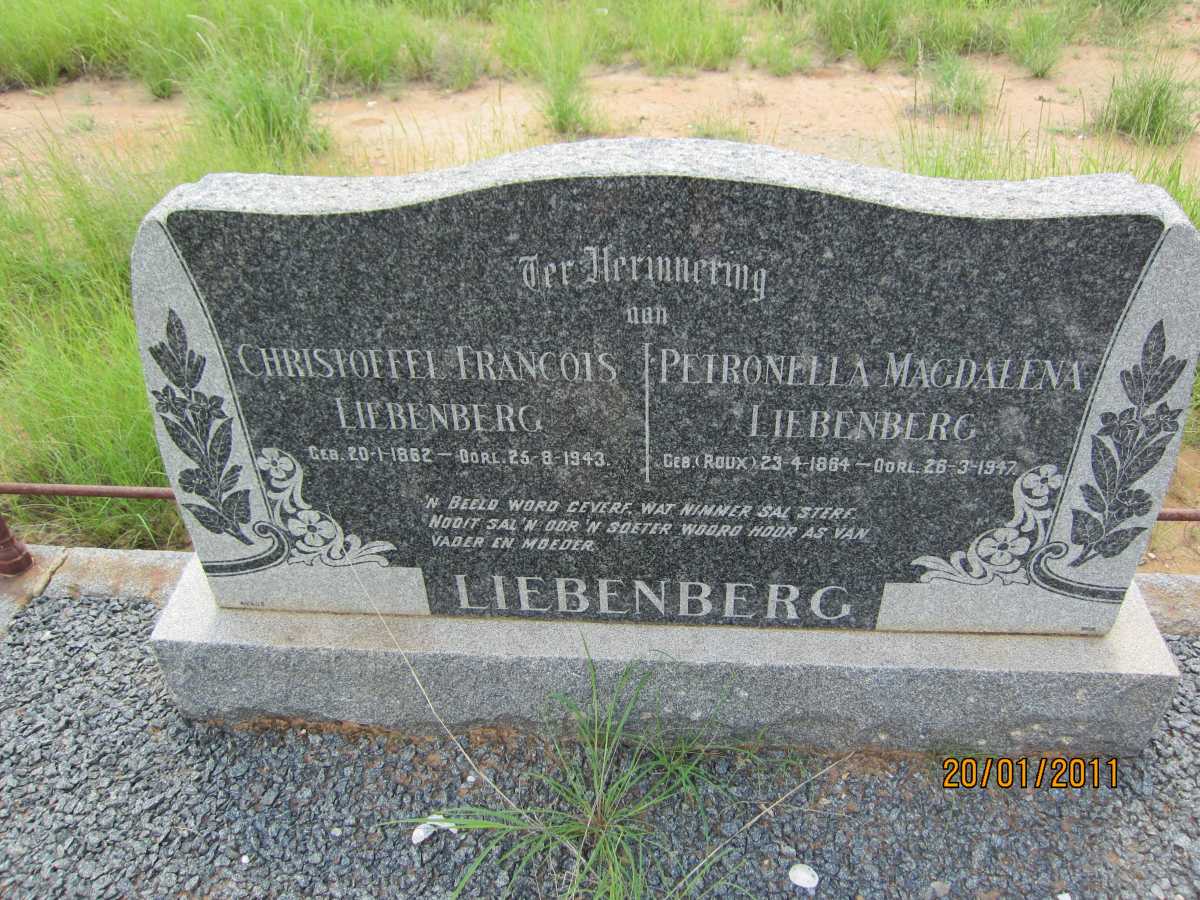 LIEBENBERG Christoffel Francois 1862-1943 &amp; Petronella Magdalena ROUX 1864-1947