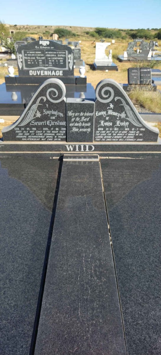 WIID Siewert Christiaan 1916-1999 & Lousia Evelyn 1913-19?2