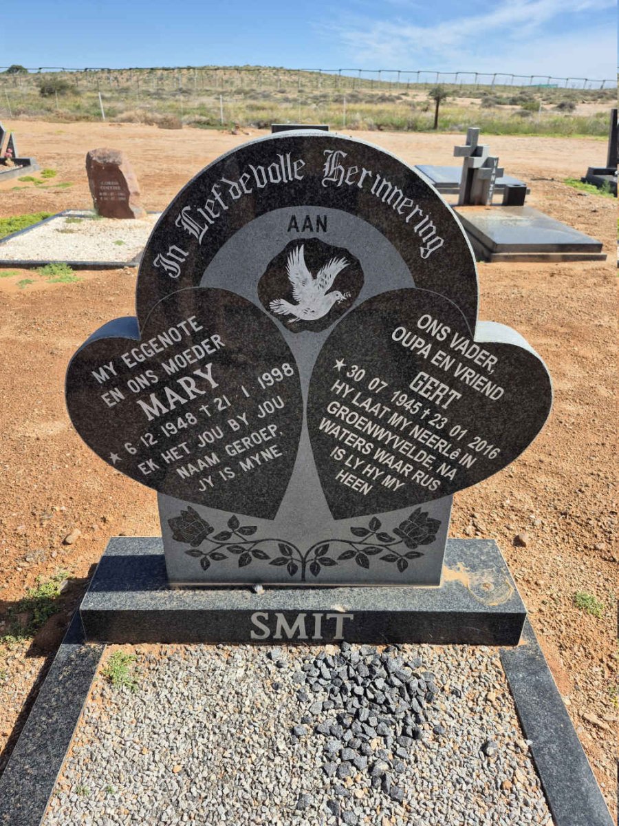 SMIT Gert 1945-2016 & Mary 1948-1998