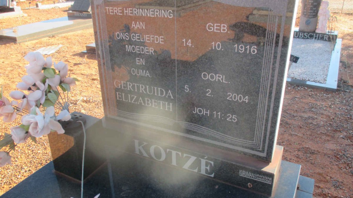 KOTZÉ Gertruida Elizabeth 1916-2004