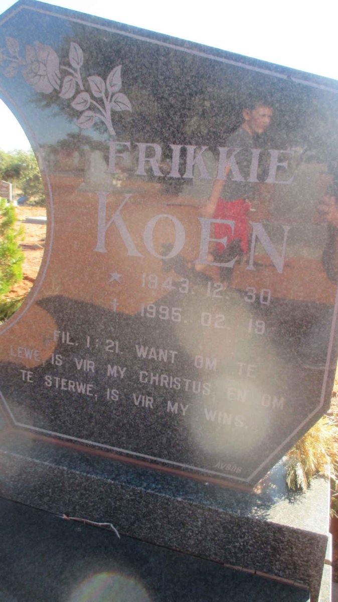 KOEN Frikkie 1943-1995
