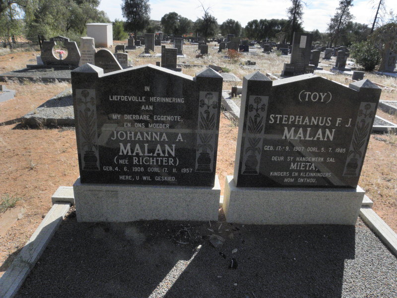 MALAN Stephanus F.J. 1907-1985 &amp; Johanna A. RICHTER 1908-1957
