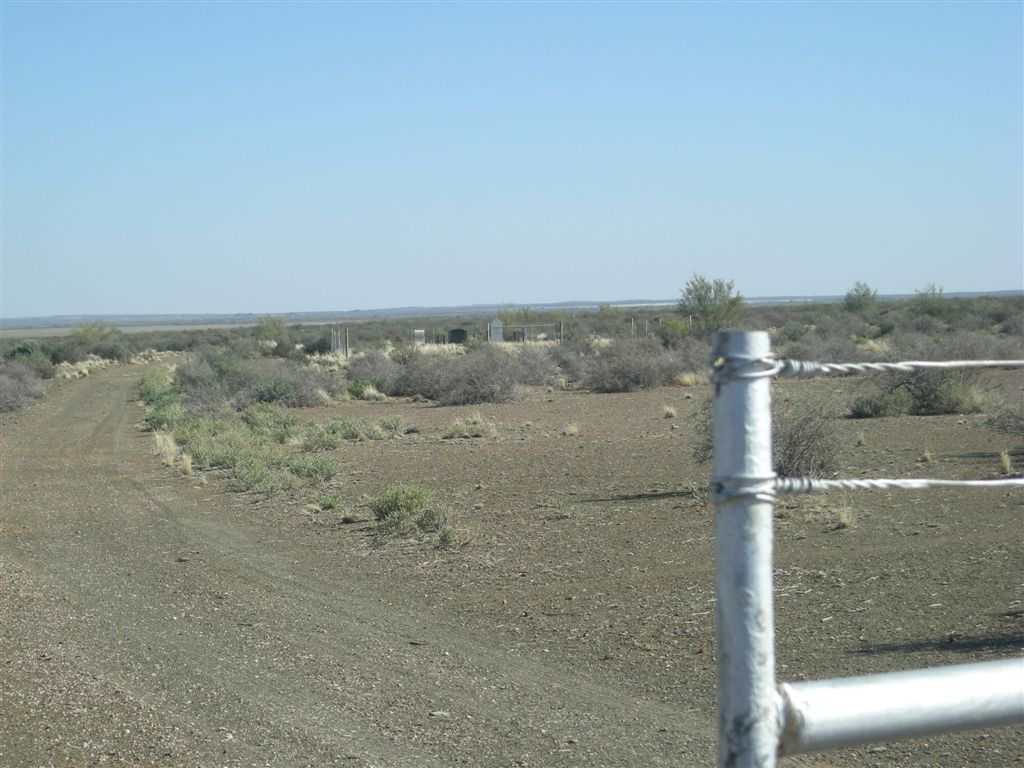 2. Road to cemetery