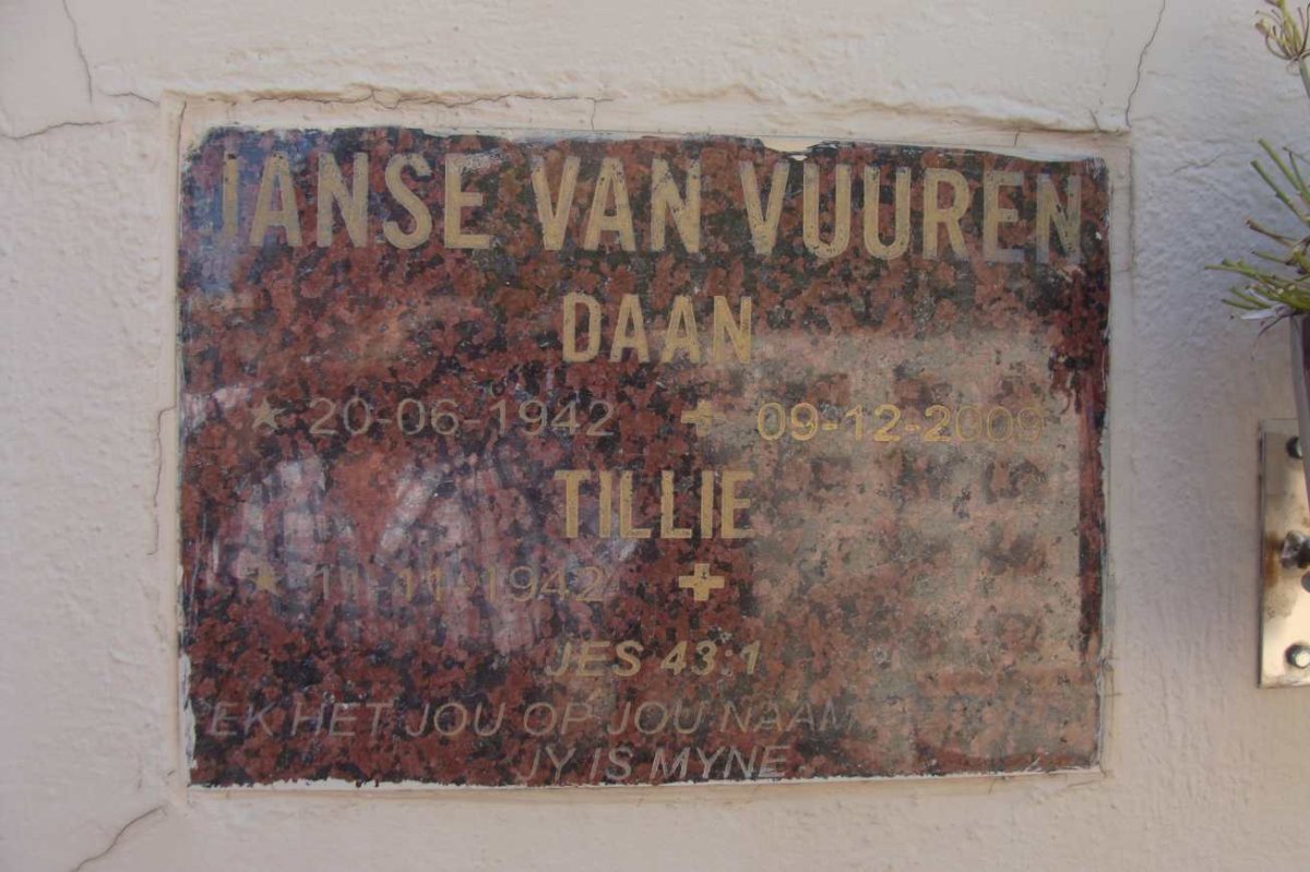 VUUREN Daan, Janse van 1942-2009 &amp; Tillie 1942-