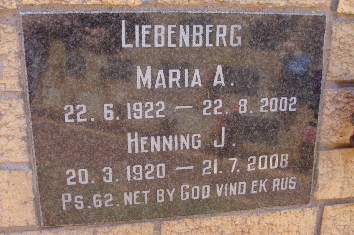 LIEBENBERG Henning J. 1920-2008 &amp; Maria A. 1922-2002