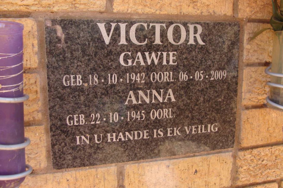 VICTOR Gawie 1942-2009 &amp; Anna 1945-