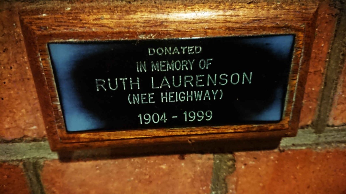 LAURENSON Ruth nee HEIGHWAY 1904-1999