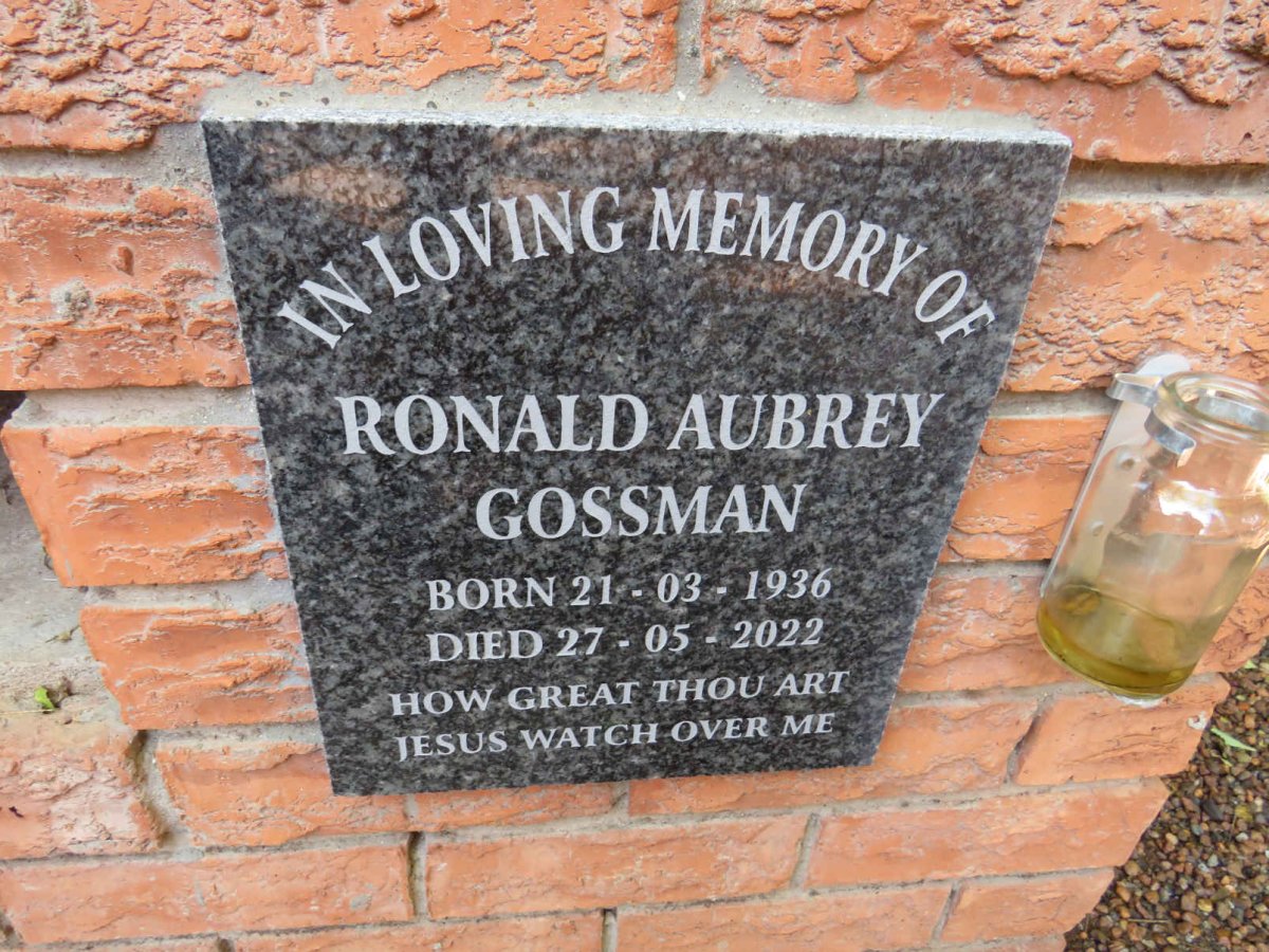 GOSSMAN Ronald Aubrey 1936-2022