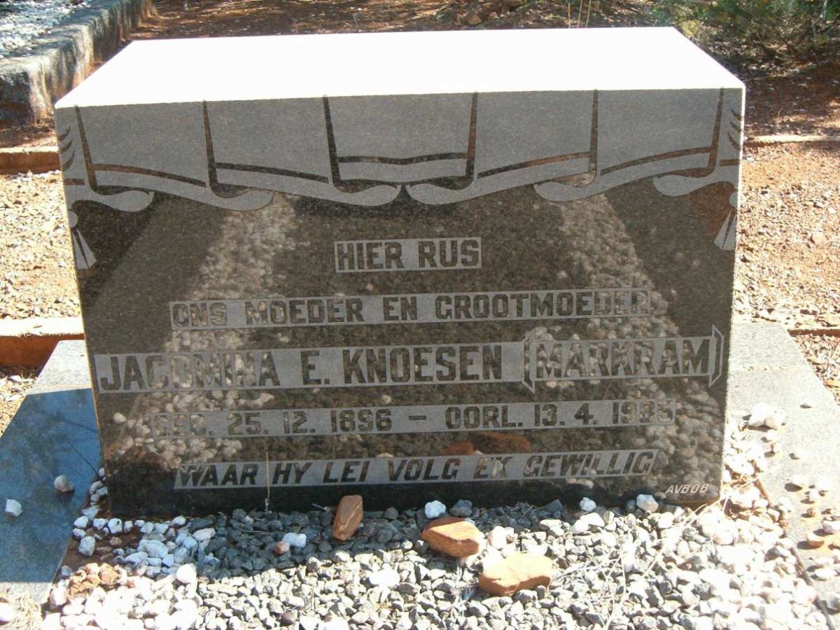 KNOESEN Jacomina E. nee MARKRAM 1896-1985