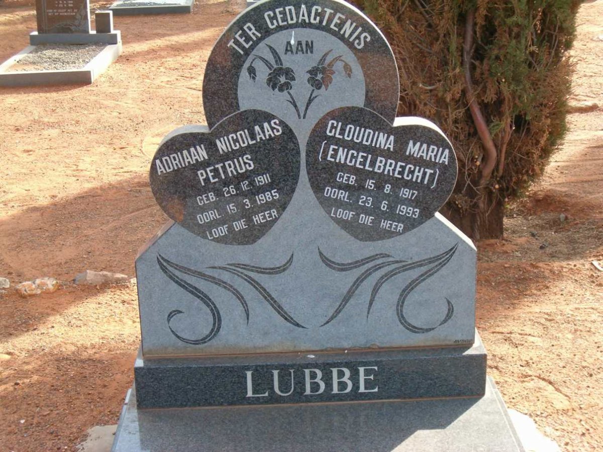 LUBBE Adriaan Nicolaas Petrus 1911-1985 &amp; Gloudina Maria ENGELBRECHT 1917-1993