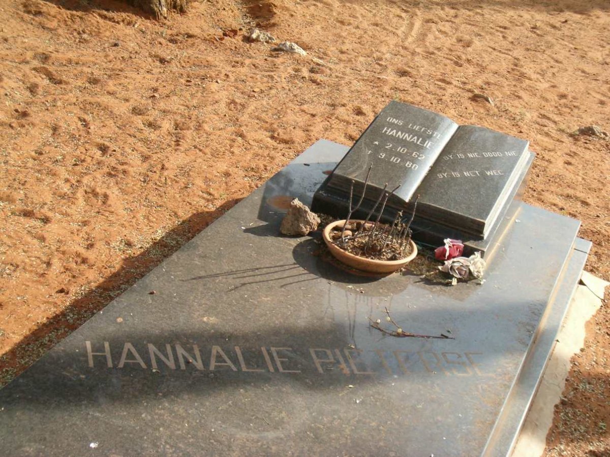 PIETERSE Hannalie ??62-??80