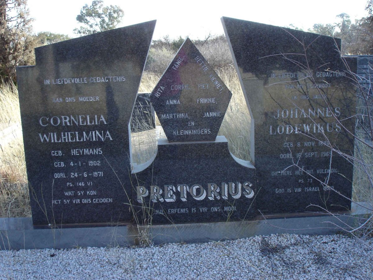 PRETORIUS Johannes Lodewikus 1898-1969 &amp; Cornelia Wilhelmina HEYMANS 1902-1971