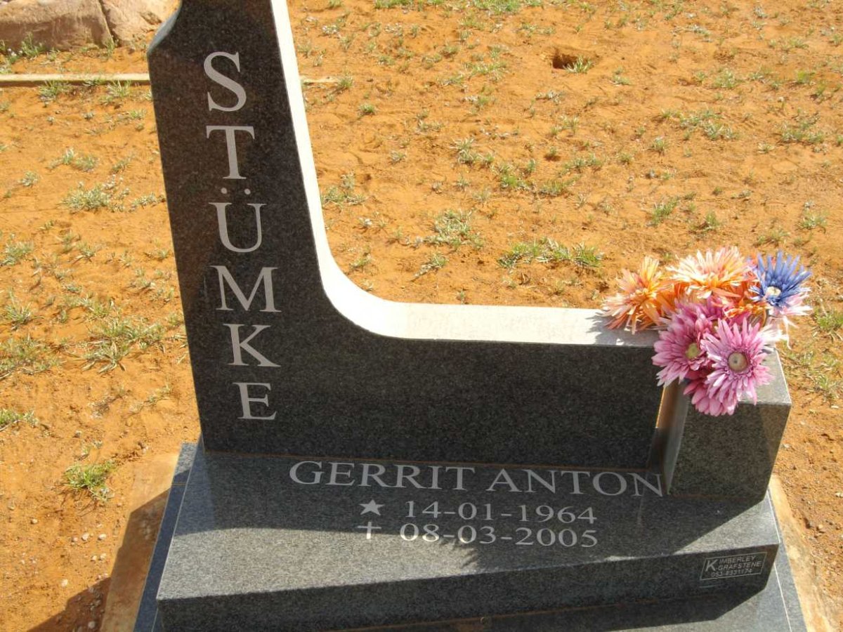 STUMKE Gerrit Anton 1964-2005