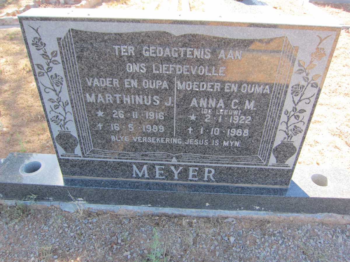 MEYER Marthinus J. 1916-1989 &amp; Anna C.M. DE LEEUW 1922-1988