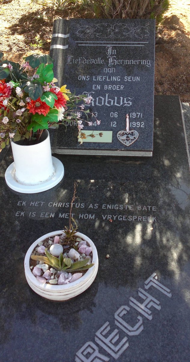 ENGELBRECHT Kobus 1971-1992