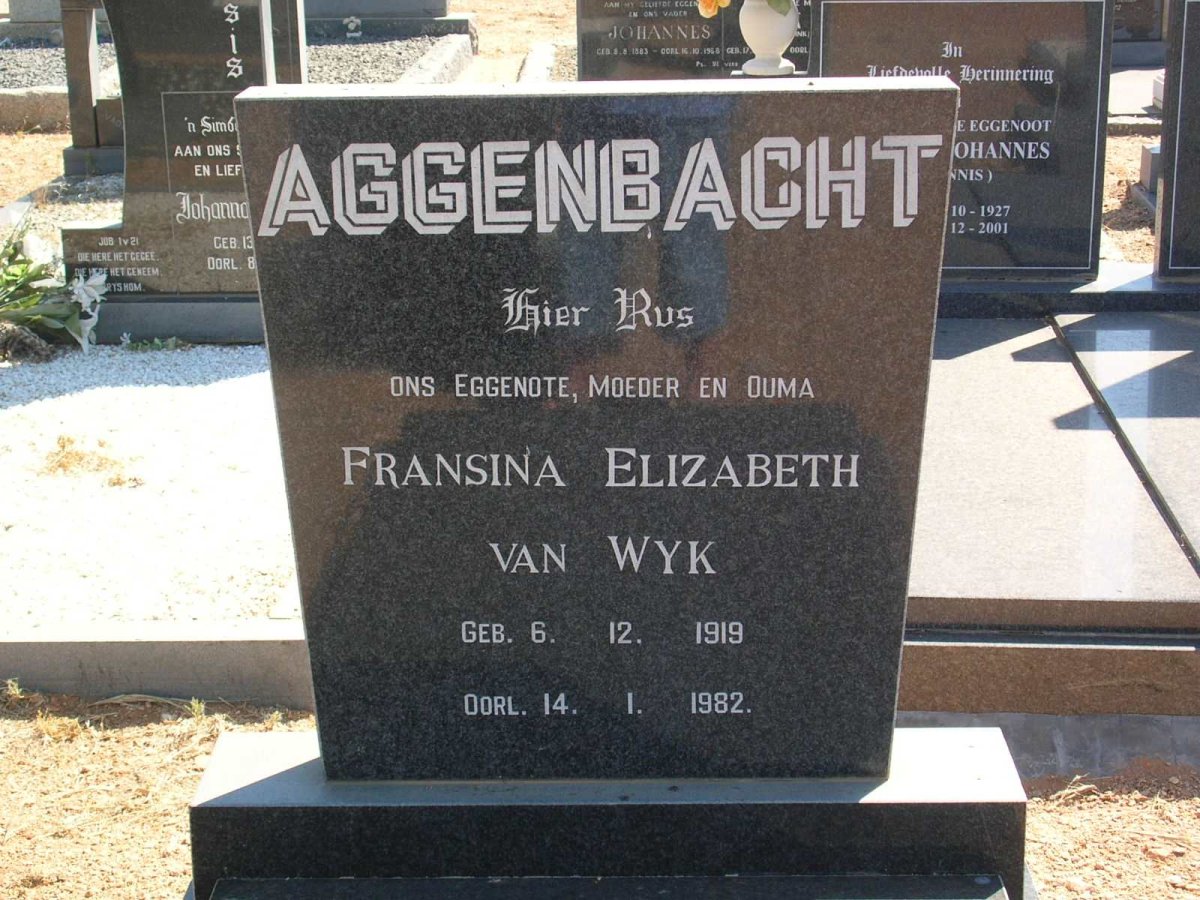 AGGENBACHT Johannes Jakobus 1919-1998 &amp; Fransina Elizabeth van WYK 1919-1982