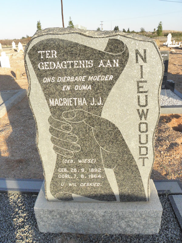 NIEUWOUDT Willem J. 1891-1946 &amp; Magrietha J.J. WIESE 1892-1964
