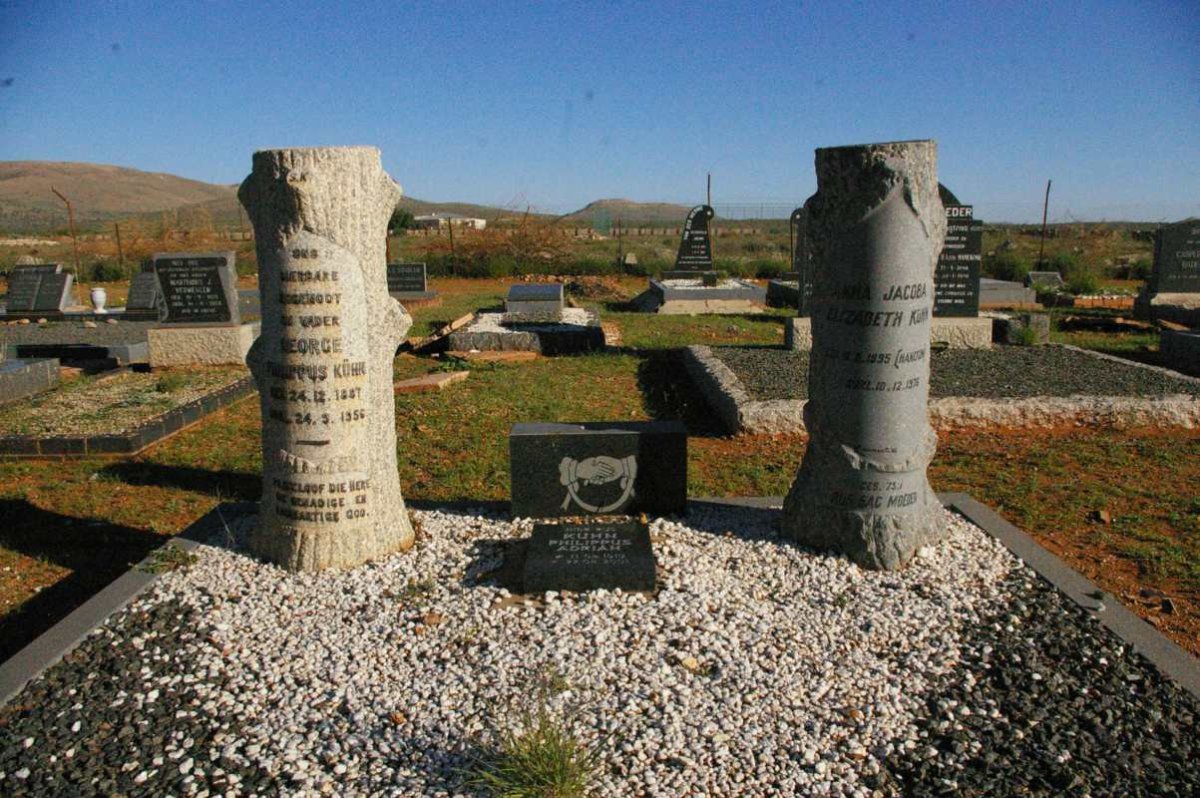 KUHN George Philippus 1887-1956 &amp; Anna Jacoba Elizabeth HANEKOM 1895-1976 :: KUHN Philippus Adrian 1919-2001