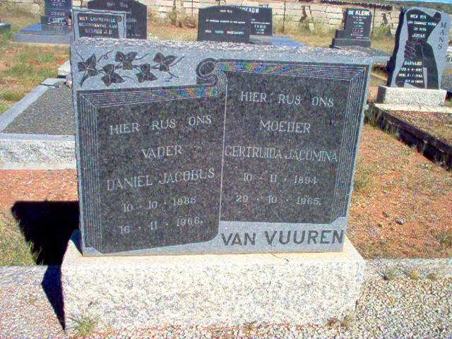 VUUREN Daniel Jacobus, van 1885-1966 &amp; Gertruida Jacomina 1894-1965