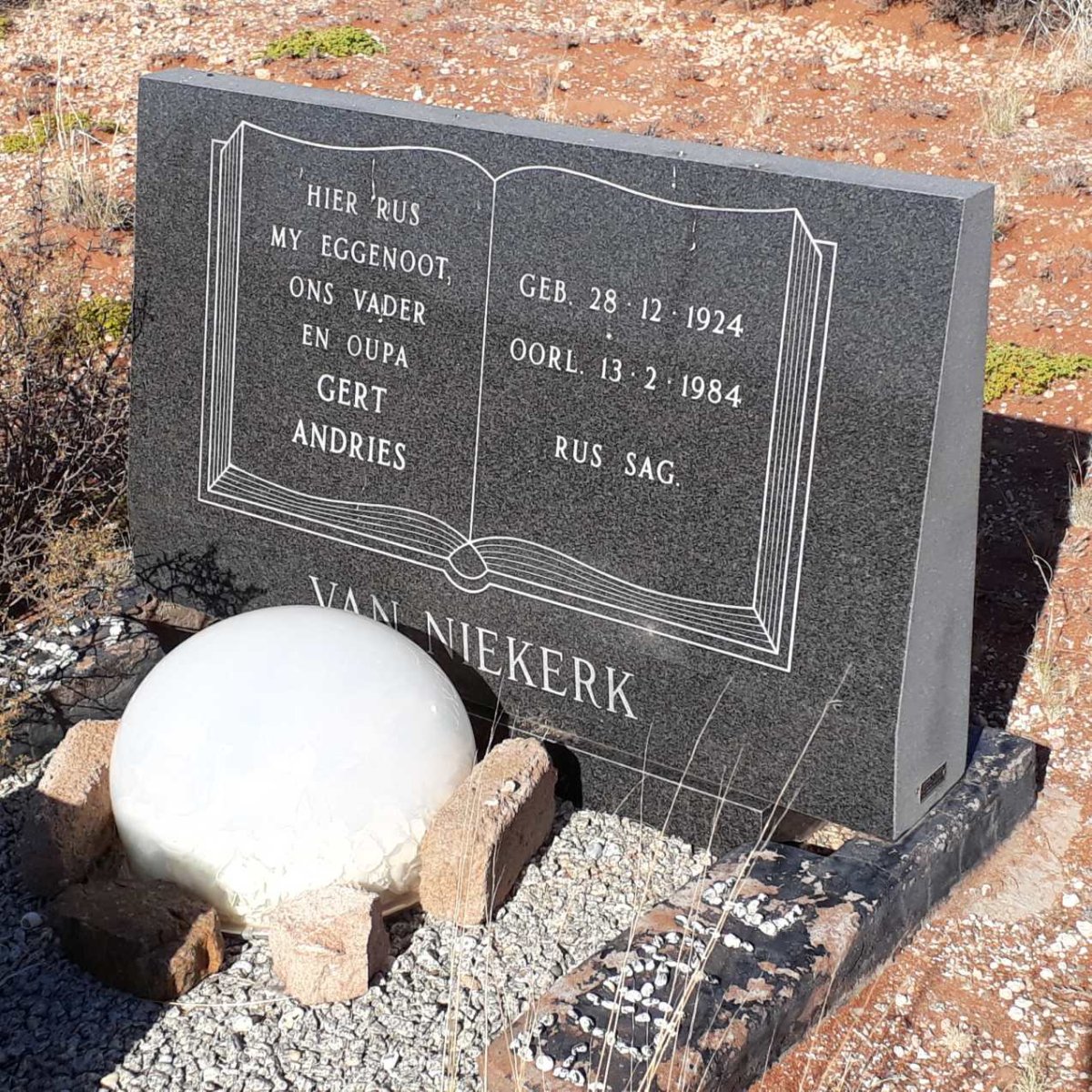 NIEKERK Gert Andries, van 1924-1984