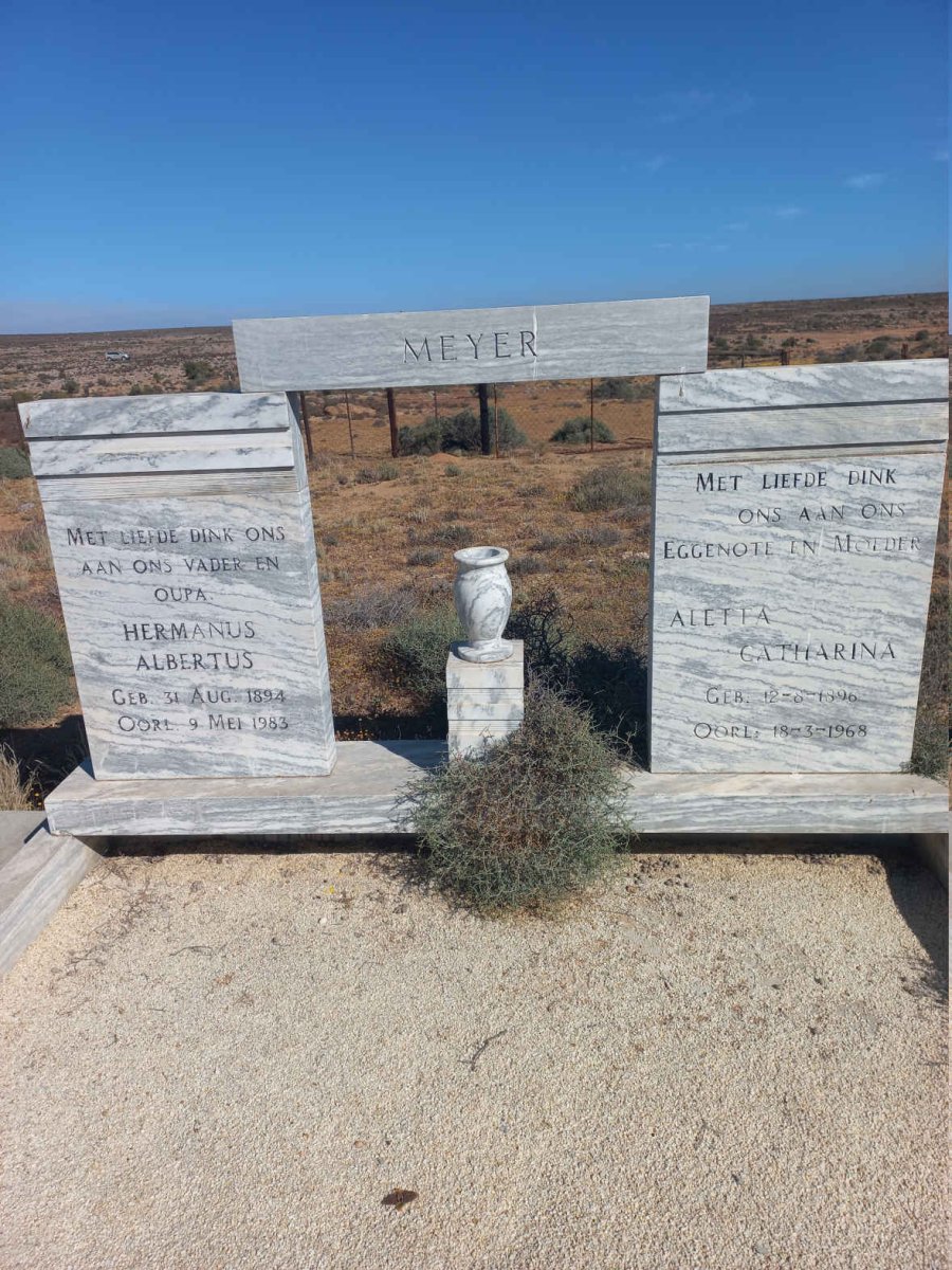 MEYER Hermanus Albertus 1894-1983 & Aletta Catharina 1896-1968