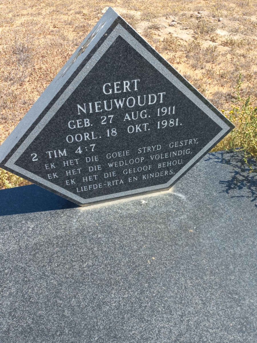 NIEUWOUDT Gert 1911-1981