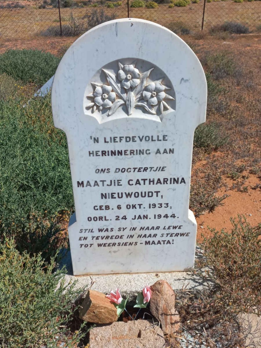 NIEUWOUDT Maatjie Catharina 1933-1944