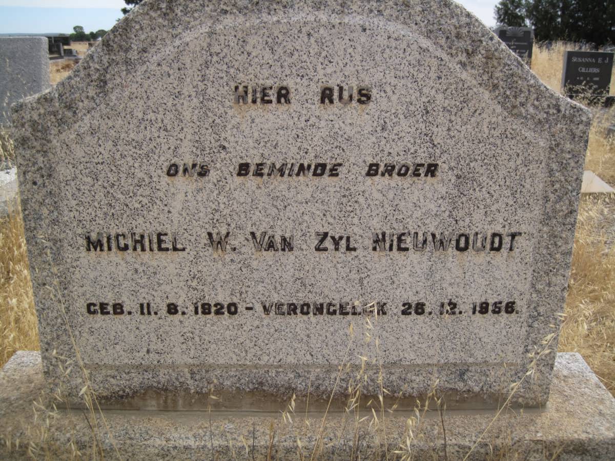 NIEUWOUDT Michiel W. Van Zyl 1920-1956