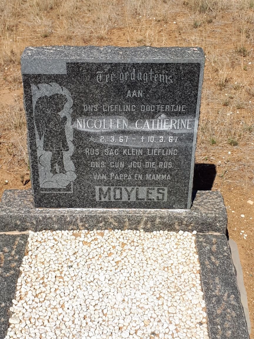 MOYLES Nicoleen Catherine 1967-1967