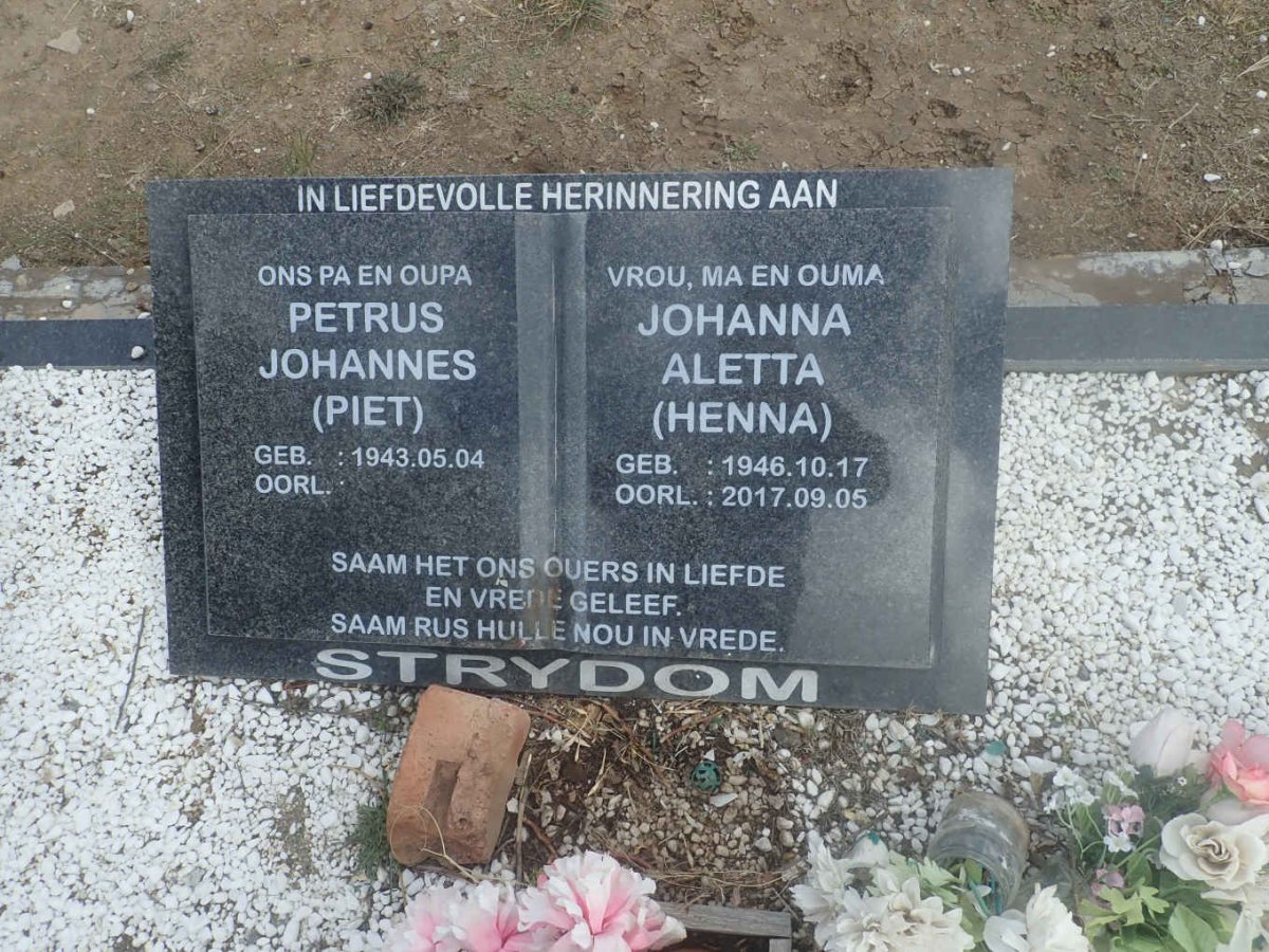 STRYDOM Petrus Johannes 1943- &amp; Johanna Aletta 1946-2017