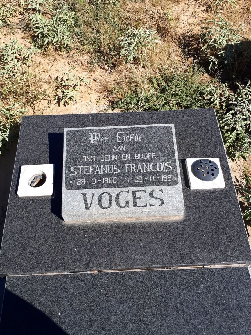 VOGES Stefanus Francois 1966-1993