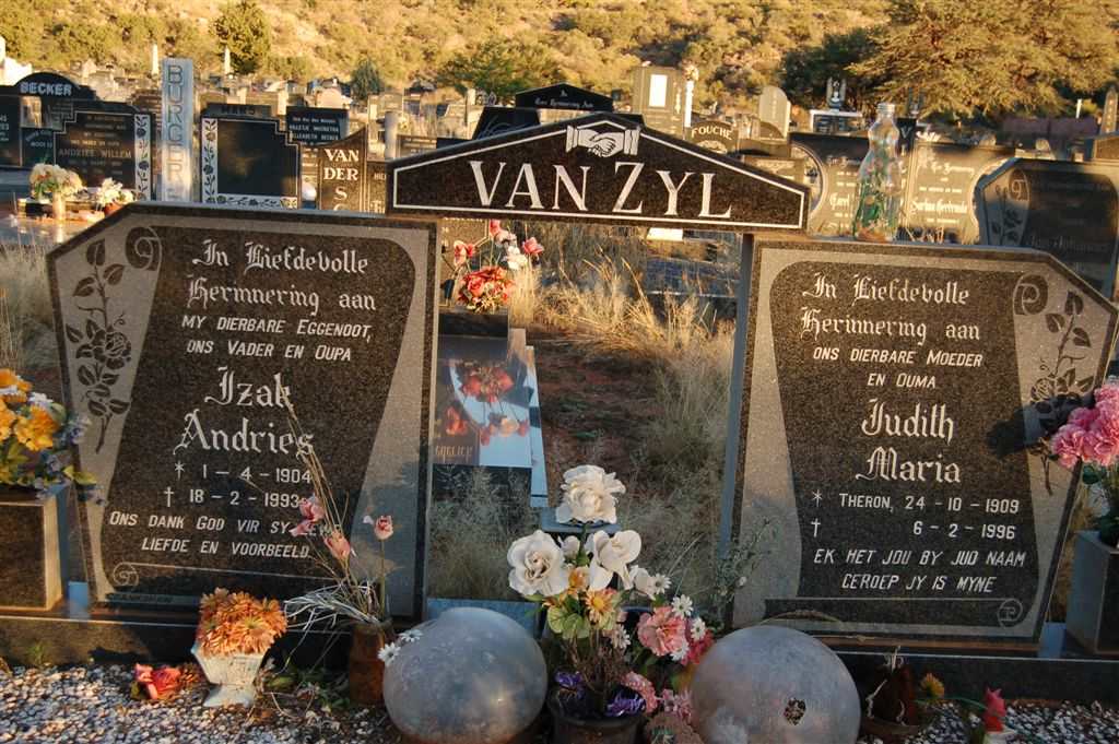 ZYL Izak Andries, van 1904-1993 7 Judith Maria 1909-1996