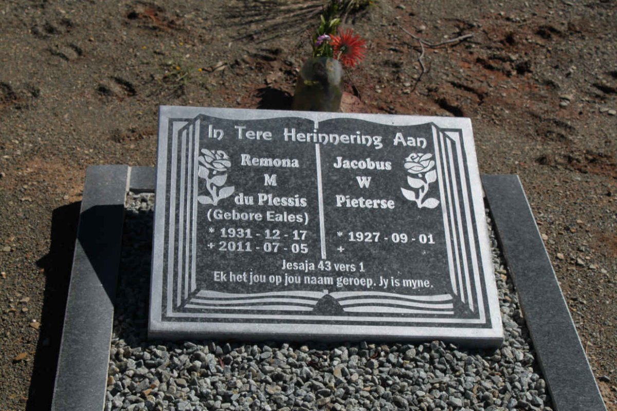 PIETERSE Jacobus W. 1927- :: DU PLESSIS Remona M. nee EALES 1931-2011