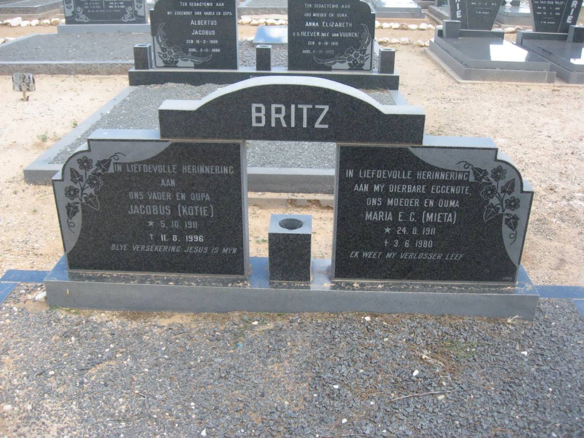 BRITZ Jacobus 1911-1996 &amp; Maria E.C. 1911-1980