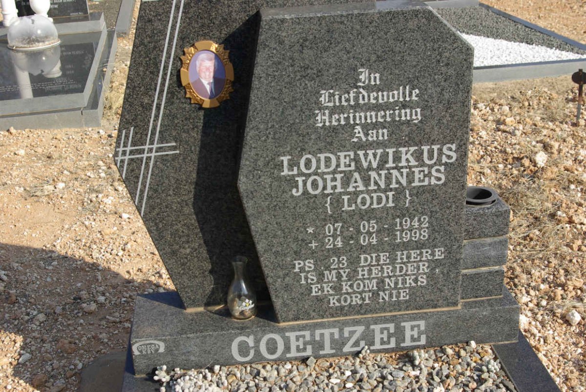 COETZEE Lodewikus Johannes 1942-1998