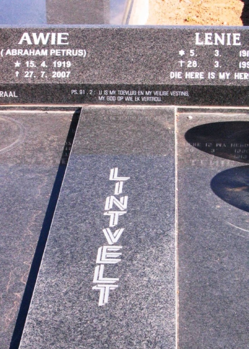 LINTVELT Abraham Petrus 1919-2007 &amp; Lenie 1913-1990