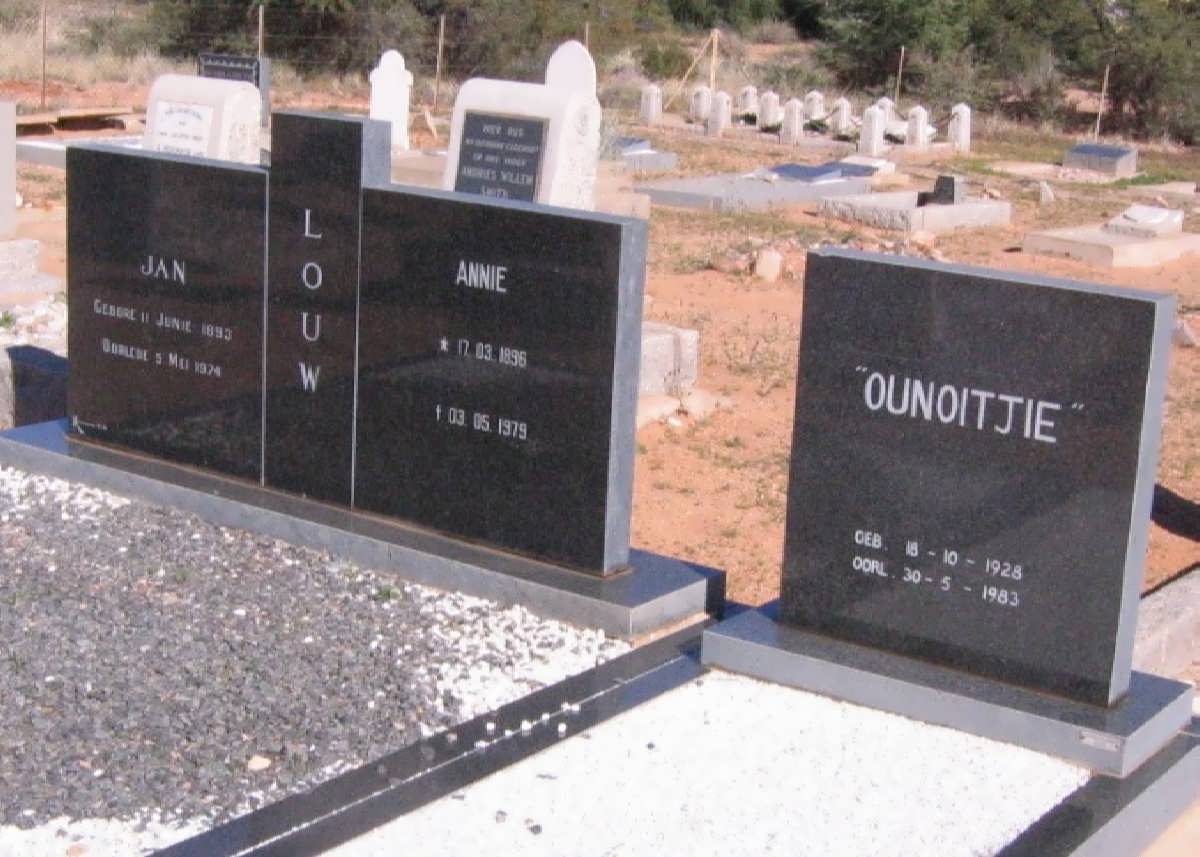 LOUW Jan 1893-1974 &amp; Annie 1896-1979 :: LOUW Ounoitjie 1928-1983