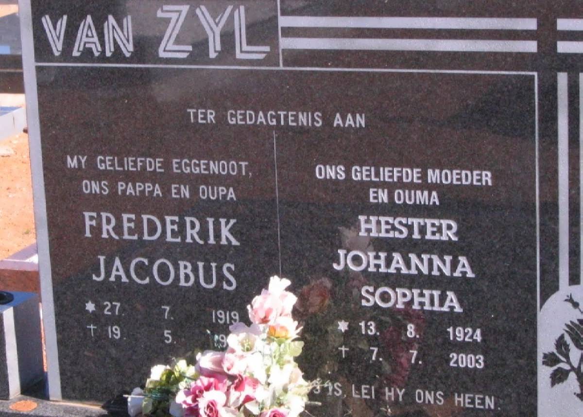 ZYL Frederik Jacobus, van 1919-19?? &amp; Hester Johanna Sophia 1924-2003